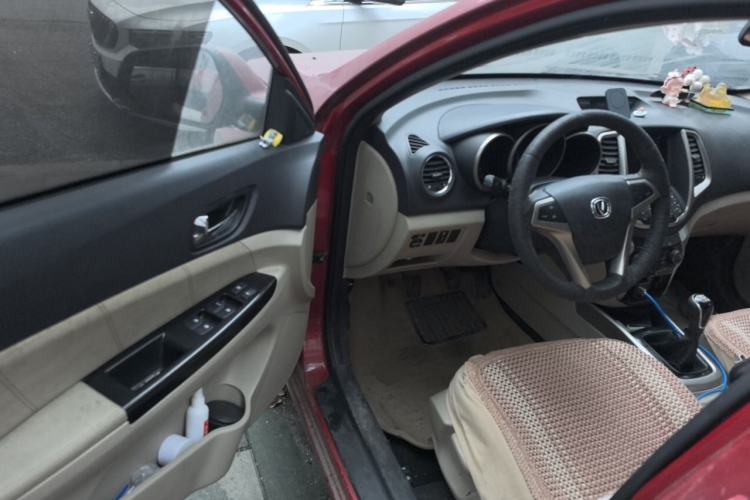 Used CHANGAN Eado 2012 1.6L Manual Luxury Model China IV Standard Driver Seat