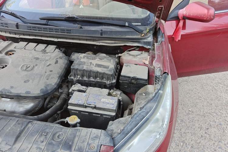 Used CHANGAN Eado 2012 1.6L Automatic Luxury Version China IV Standard Engine Bay Left