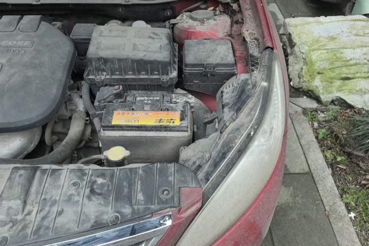Used CHANGAN Eado 2012 1.6L Manual Luxury Model China IV Standard Engine Bay Left