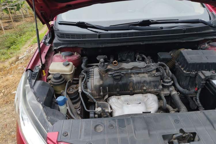 Used CHANGAN Eado 2012 1.6L Manual Luxury Version China IV Standard Engine Bay Right