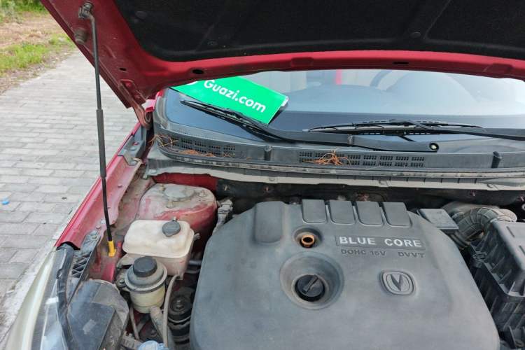 Used CHANGAN Eado 2012 1.6L Manual Luxury Version China IV Standard Engine Bay Right