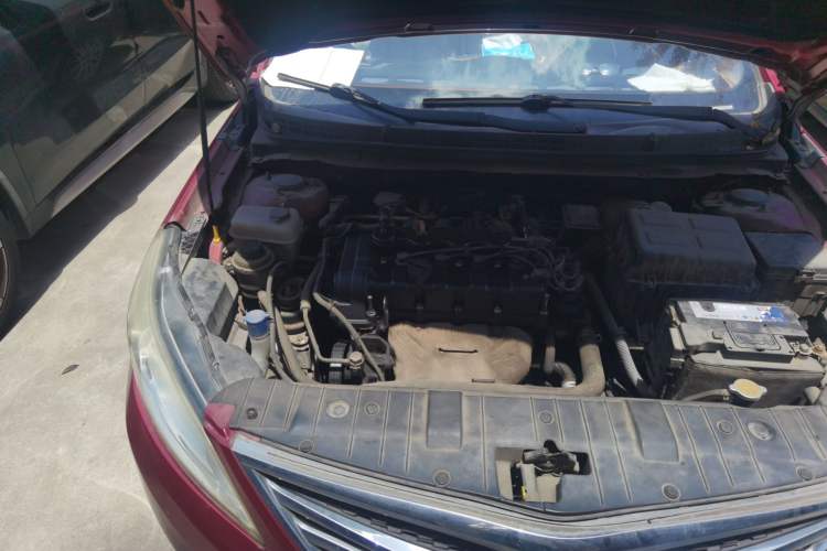 Used CHANGAN Eado 2012 1.6L Automatic Luxury Version China IV Standard Engine Bay Right
