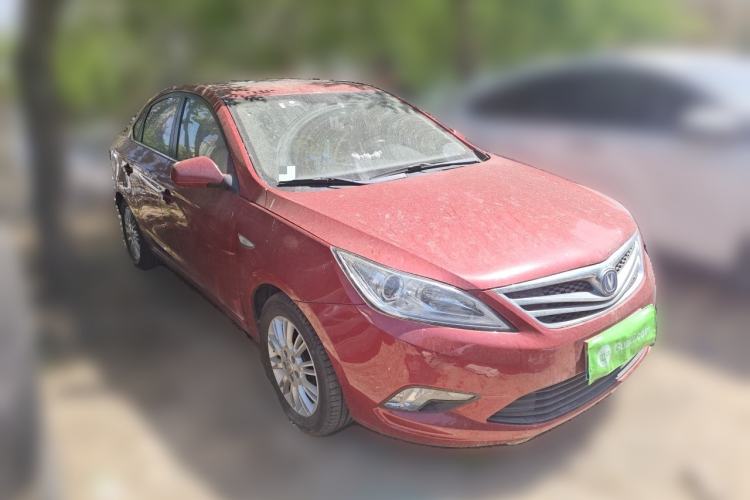 Used CHANGAN Eado 2012 1.6L Manual Luxury Version China IV Standard Front Right 45 Deg