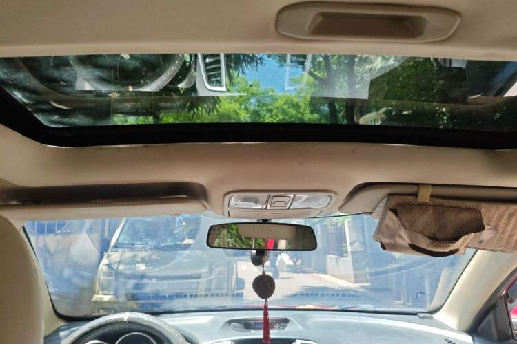 Used CHANGAN Eado 2012 1.6L Manual Luxury Model China IV Standard Headliner