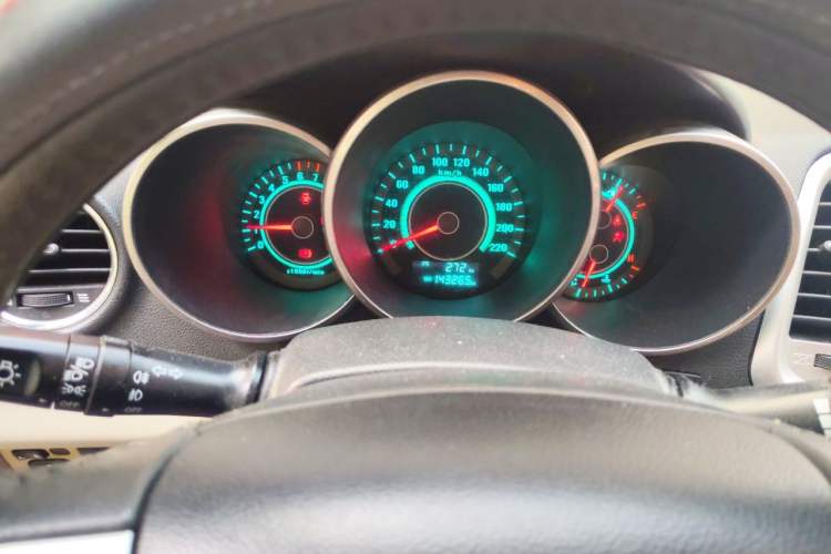 Used CHANGAN Eado 2012 1.6L Manual Luxury Model China IV Standard Instrument Cluster
