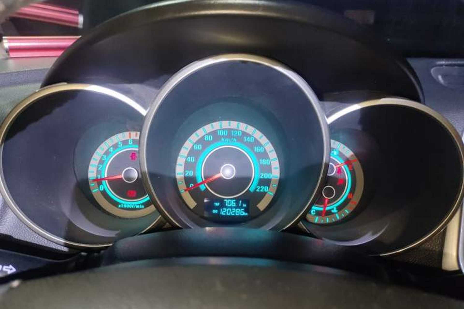 Used CHANGAN Eado 2012 1.6L Manual Luxury Version China IV Standard Instrument Cluster