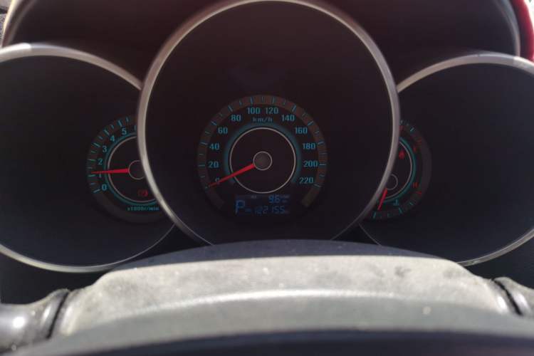 Used CHANGAN Eado 2012 1.6L Automatic Luxury Version China IV Standard Instrument Cluster