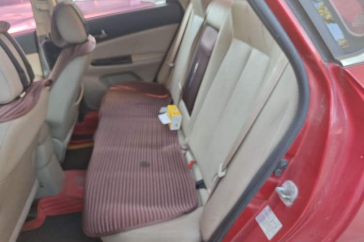 Used CHANGAN Eado 2012 1.6L Automatic Luxury Version China IV Standard Left Rear Seat