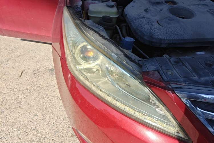 Used CHANGAN Eado 2012 1.6L Automatic Luxury Version China IV Standard Right Front Headlight