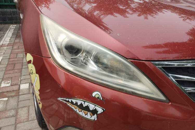 Used CHANGAN Eado 2012 1.6L Manual Luxury Model China IV Standard Right Front Headlight