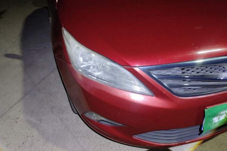 Used CHANGAN Eado 2012 1.6L Manual Luxury Version China IV Standard Right Front Headlight