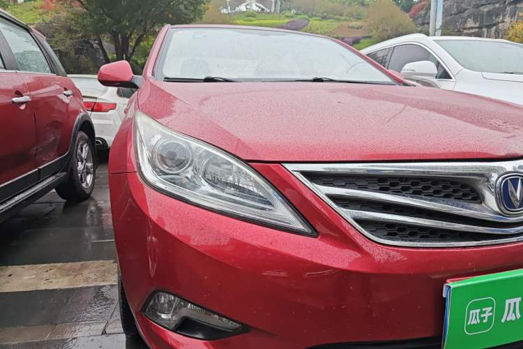 Used CHANGAN Eado 2012 1.6L Manual Luxury Model China IV Standard Right Front Headlight