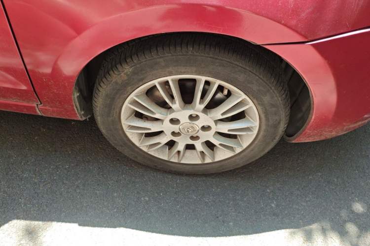 Used CHANGAN Eado 2012 1.6L Manual Luxury Model China IV Standard Right Front Wheel Hub