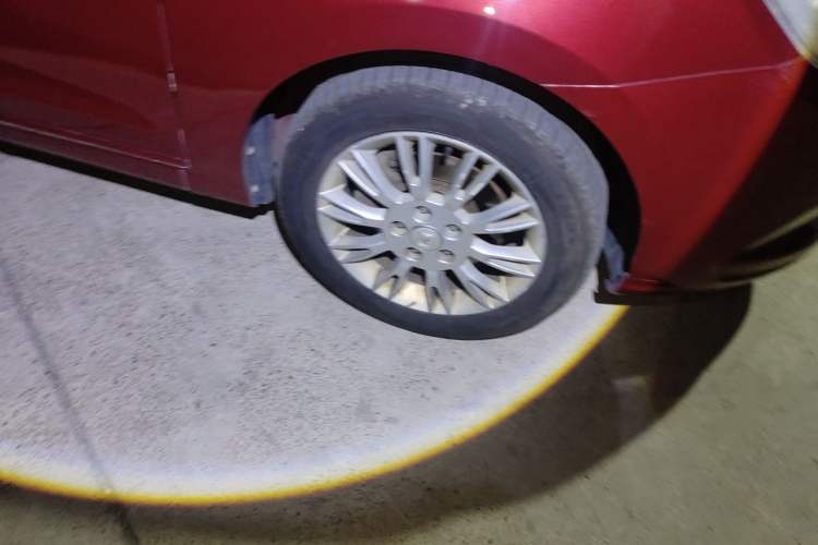 Used CHANGAN Eado 2012 1.6L Manual Luxury Version China IV Standard Right Front Wheel Hub