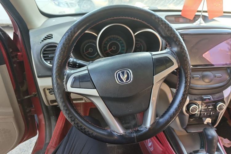 Used CHANGAN Eado 2012 1.6L Automatic Luxury Version China IV Standard Steering Wheel