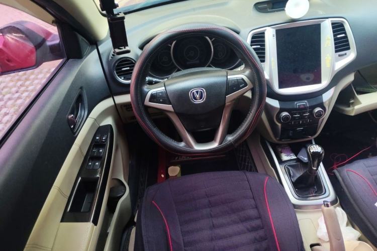 Used CHANGAN Eado 2012 1.6L Manual Luxury Model China IV Standard Steering Wheel