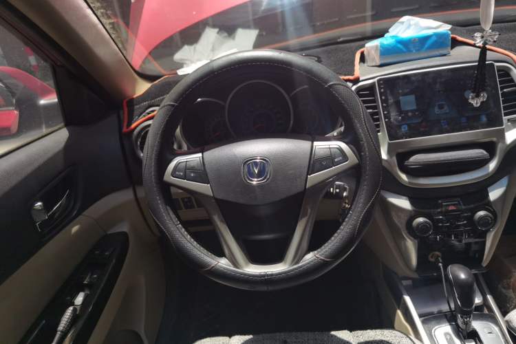 Used CHANGAN Eado 2012 1.6L Automatic Luxury Version China IV Standard Steering Wheel