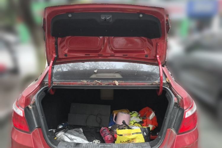 Used CHANGAN Eado 2012 1.6L Manual Luxury Model China IV Standard Trunk