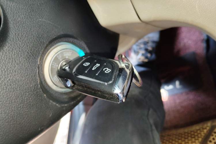 Used CHANGAN Eado 2012 1.6L Automatic Prestige Model China IV Standard Vehicle Key