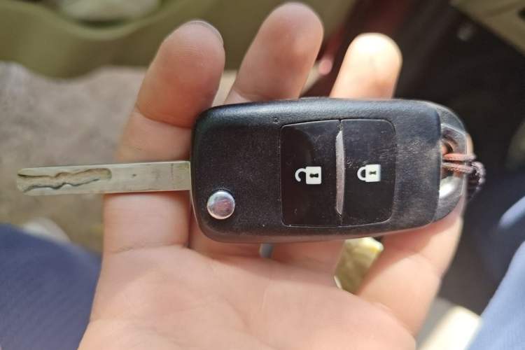 Used CHANGAN Eado 2012 1.6L Manual Luxury Version China IV Standard Vehicle Key
