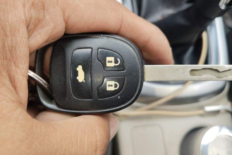 Used CHANGAN Eado 2012 1.6L Manual Luxury Model China IV Standard Vehicle Key