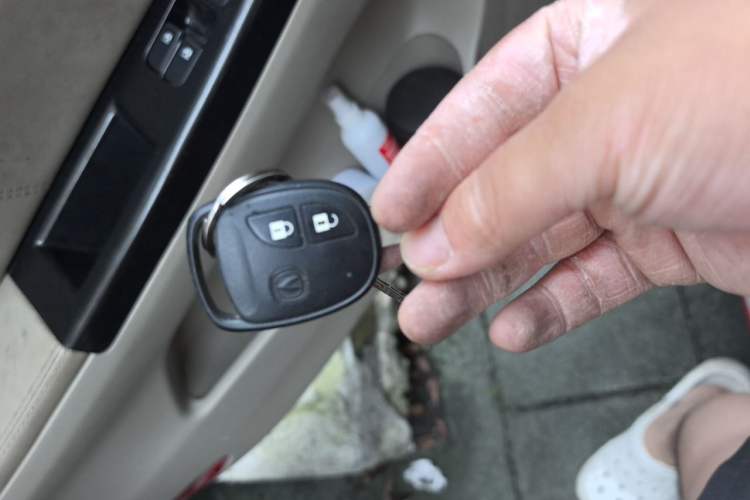 Used CHANGAN Eado 2012 1.6L Manual Luxury Model China IV Standard Vehicle Key