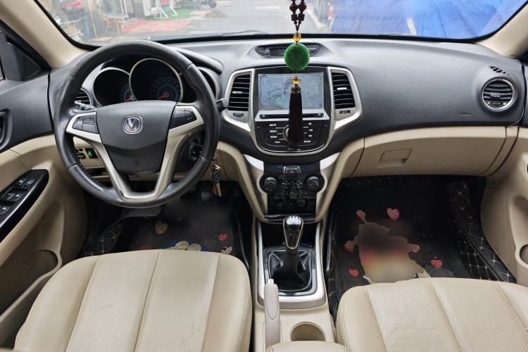 Used CHANGAN Eado 2012 1.6L Manual Shuya Model China IV Standard Center Console