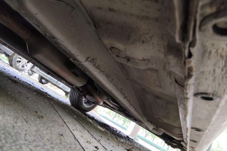 Used CHANGAN Eado 2012 1.6L Manual Luxury Model China IV Standard Chassis Front Left