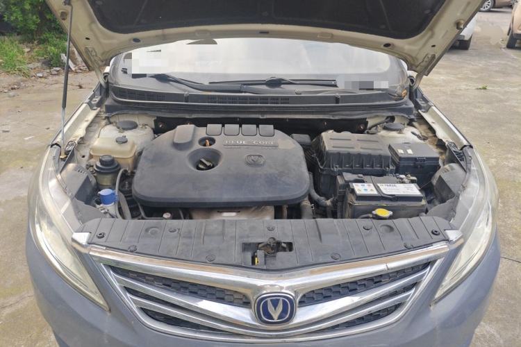 Used CHANGAN Eado 2012 1.6L Manual Luxury Version China IV Standard Engine Bay