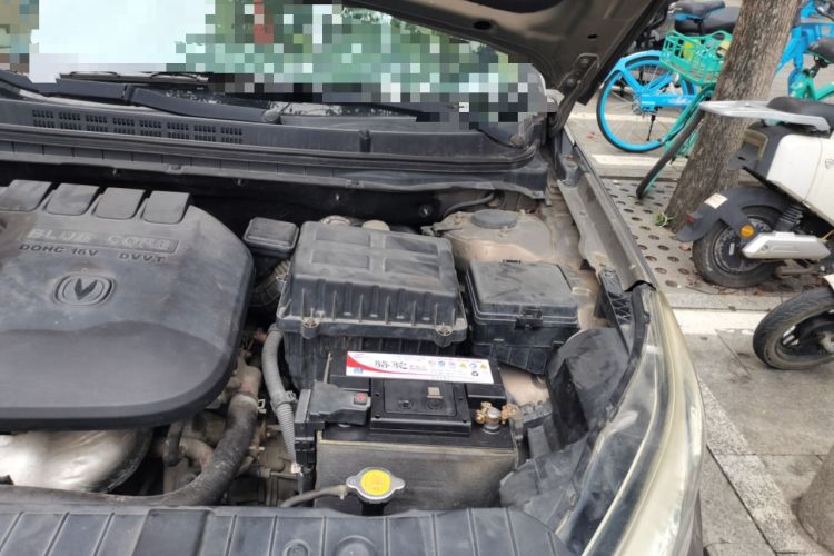 Used CHANGAN Eado 2012 1.6L Manual Luxury Model China IV Standard Engine Bay Left