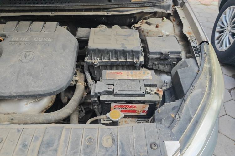 Used CHANGAN Eado 2012 1.6L Manual Luxury Model China IV Standard Engine Bay Left