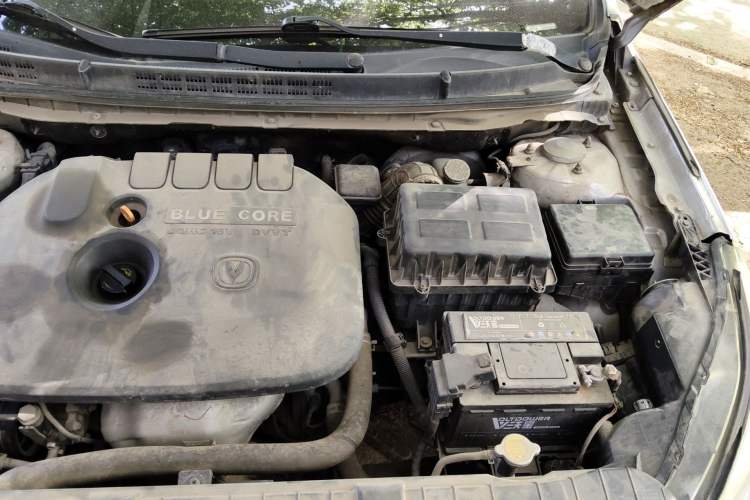 Used CHANGAN Eado 2012 1.6L Manual Luxury Model China IV Standard Engine Bay Left