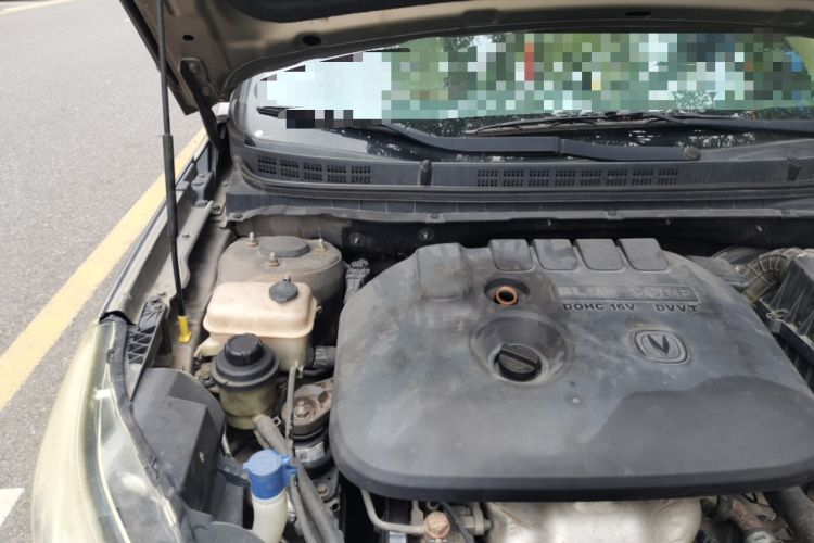 Used CHANGAN Eado 2012 1.6L Manual Luxury Model China IV Standard Engine Bay Right
