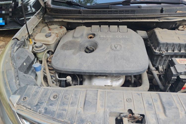 Used CHANGAN Eado 2012 1.6L Manual Luxury Model China IV Standard Engine Bay Right
