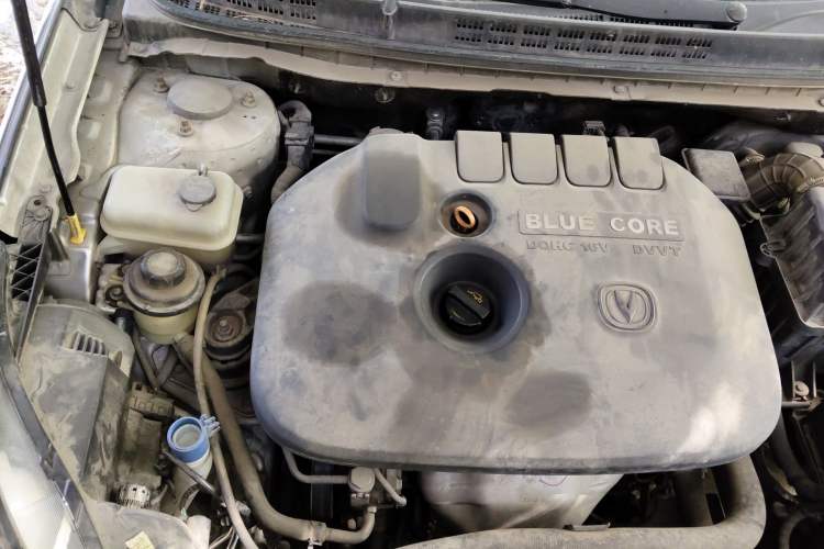 Used CHANGAN Eado 2012 1.6L Manual Luxury Model China IV Standard Engine Bay Right