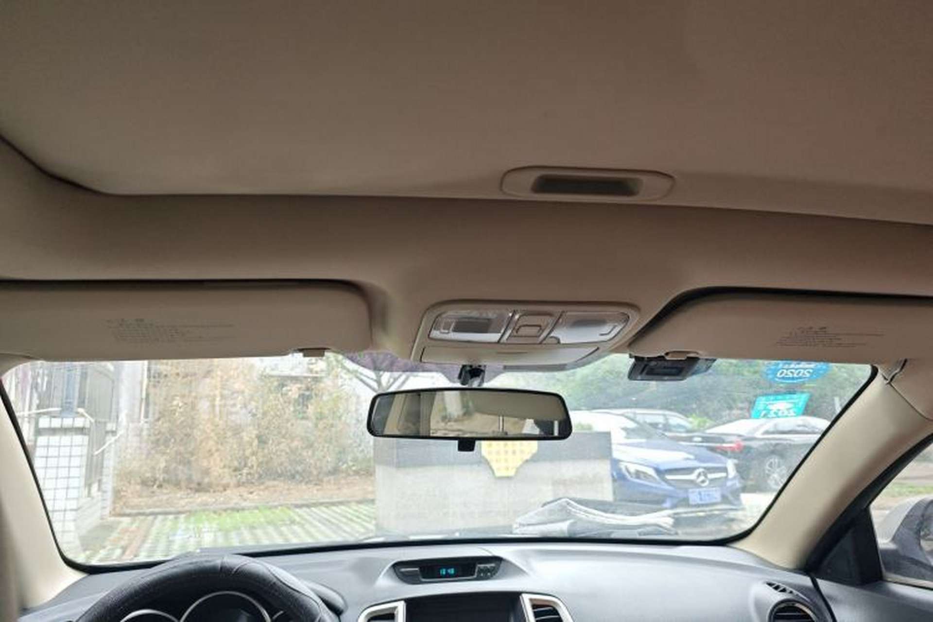 Used CHANGAN Eado 2012 1.6L Automatic Prestige Model China IV Standard Headliner