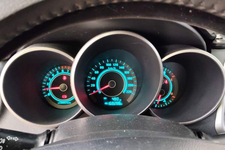 Used CHANGAN Eado 2012 1.6L Manual Luxury Model China IV Standard Instrument Cluster