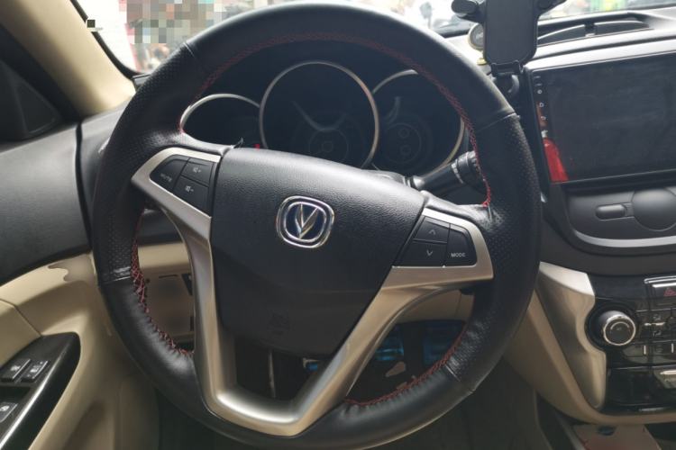 Used CHANGAN Eado 2012 1.6L Manual Luxury Model China IV Standard Steering Wheel