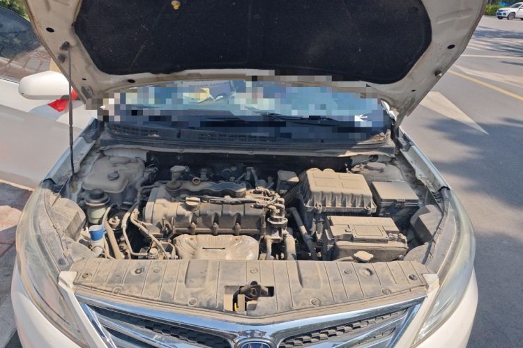 Used CHANGAN Eado 2012 1.6L Manual Luxury Model China IV Standard Engine Bay