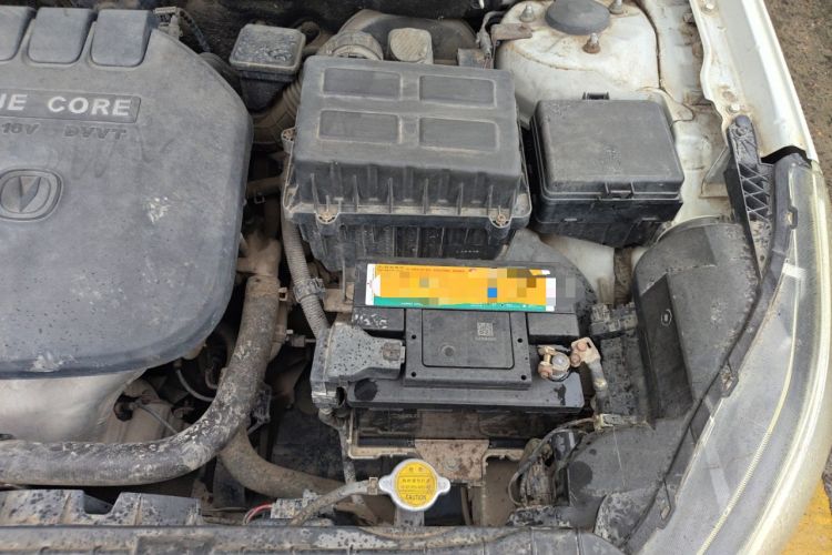 Used CHANGAN Eado 2012 1.6L Manual Luxury Model China IV Standard Engine Bay Left