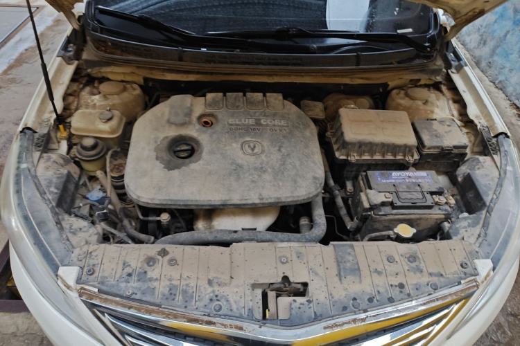Used CHANGAN Eado 2012 1.6L Manual Luxury Model China IV Standard Engine Bay