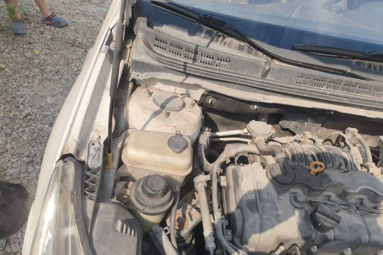 Used CHANGAN Eado 2012 1.6L Automatic Luxury Version China IV Standard Engine Bay Right