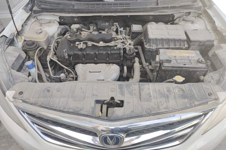 Used CHANGAN Eado 2012 1.6L Manual Luxury Model China IV Standard Engine Bay