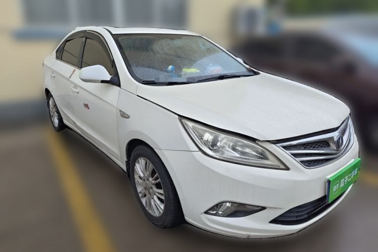 Used CHANGAN Eado 2012 1.6L Manual Luxury Model China IV Standard Front Right 45 Deg