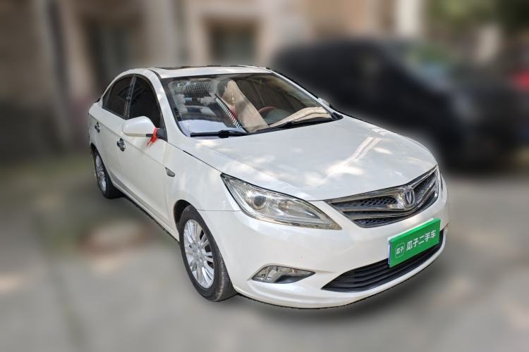 Used CHANGAN Eado 2012 1.6L Automatic Luxury Version China IV Standard Front Right 45 Deg
