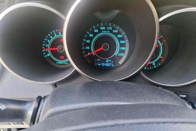 Used CHANGAN Eado 2012 1.6L Manual Luxury Model China IV Standard Odometer Close Up