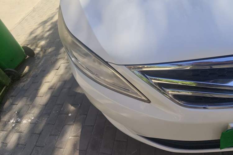 Used CHANGAN Eado 2012 1.6L Manual Luxury Model China IV Standard Right Front Headlight