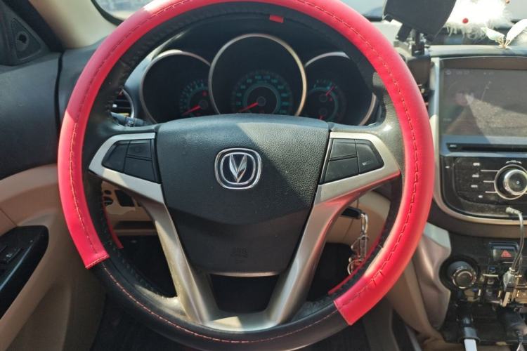 Used CHANGAN Eado 2012 1.6L Manual Luxury Model China IV Standard Steering Wheel