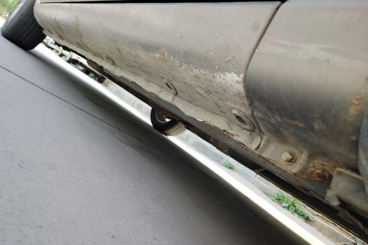 Used CHANGAN Eado 2012 1.6L Manual Luxury Model China IV Standard Chassis Front Right