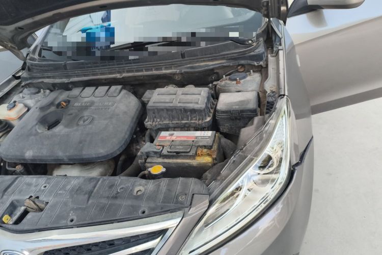 Used CHANGAN Eado 2012 1.6L Manual Luxury Model China IV Standard Engine Bay Left